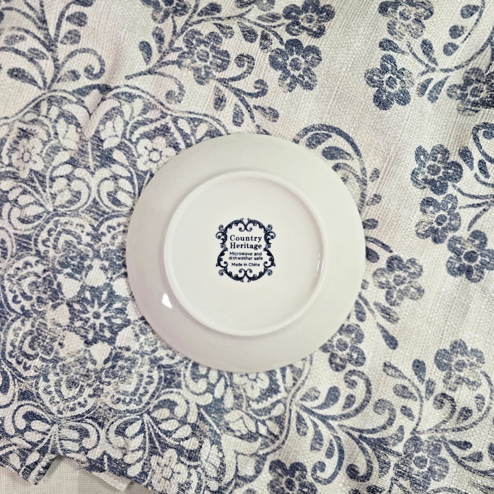 Country Heritage Blue & White Porcelain 6" Dessert Plates Set of 4 Cottage Farm - Picture 8 of 8